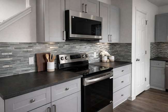 Photo - 4 Bed 2.5 Bath NEW MANAGEMENT!!!