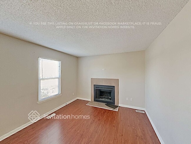 Photo - 17600 Ponderosa Ave