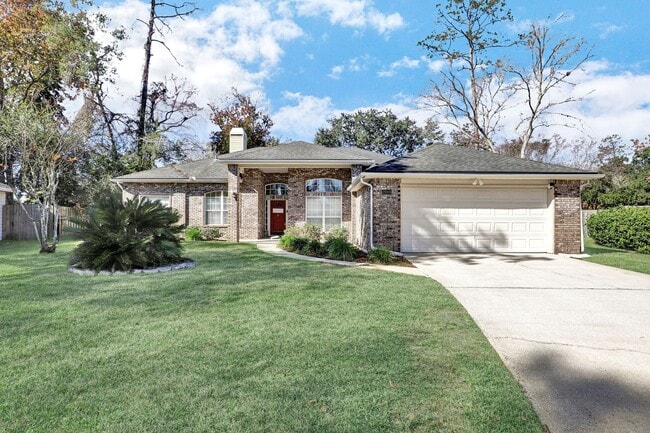 Great 4 bedroom/ 2 bathroom home in Eagle Harbor - Great 4 bedroom/ 2 bathroom home in Eagle Harbor