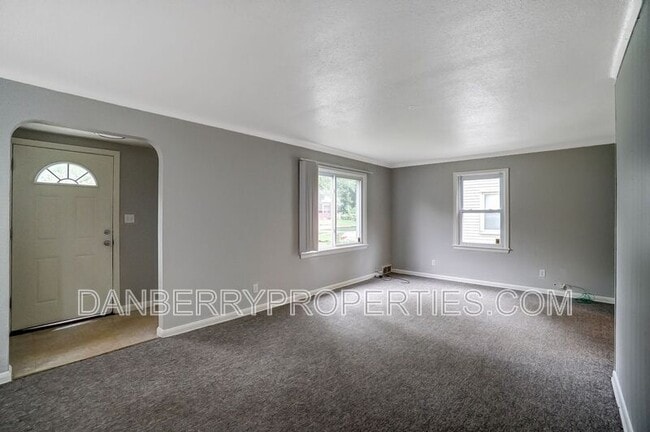 Photo - 1017 Searles Rd