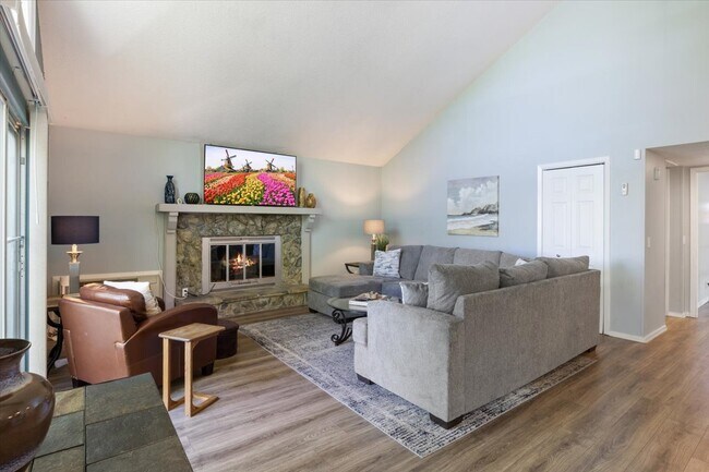 Photo - 147 Walkers Cay Dr