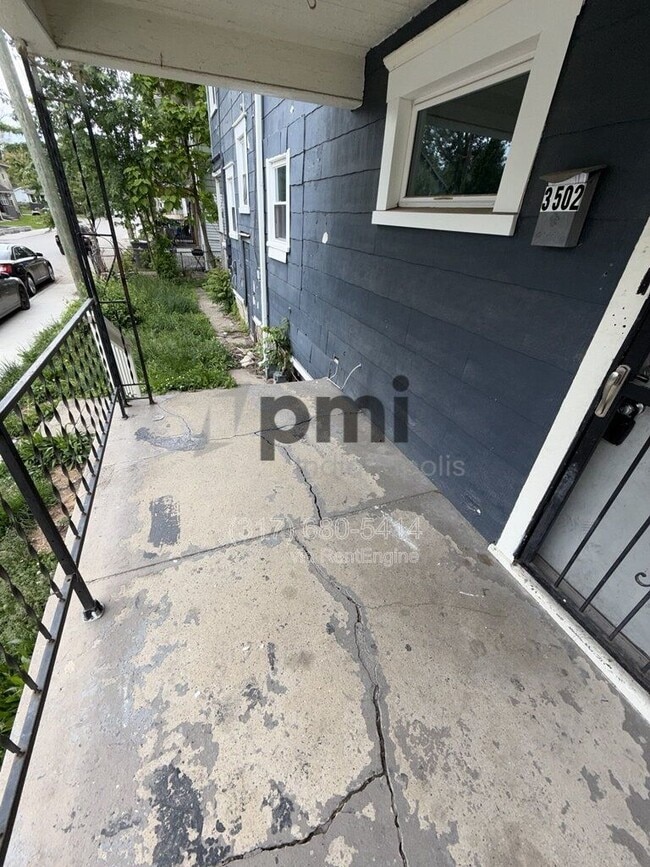 Photo - 3502 N Kenwood Ave