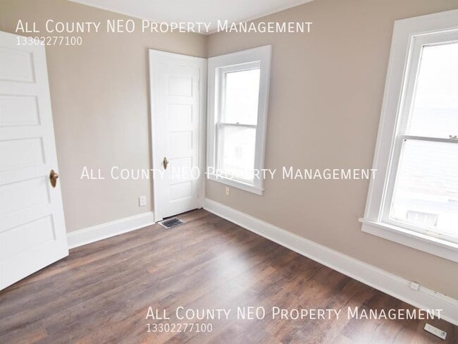 Photo - 1222 W Clifton Blvd