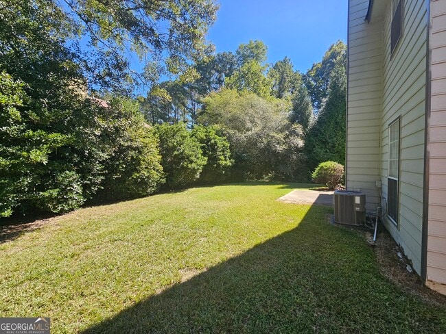 Photo - 144 Braelinn Courts