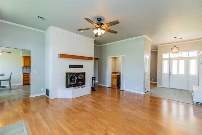 Photo - 1261 Mount Hebron Rd