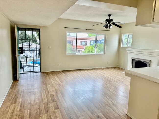 Photo - 1852 W 24th St Unit 1852