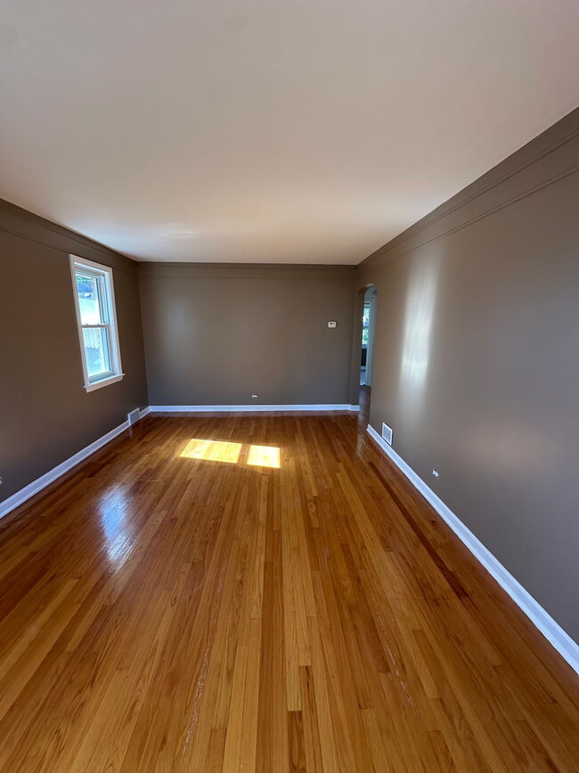 Photo - 208 27th Ave