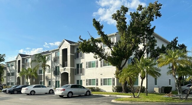 Photo - Hawk's Landing Apartments