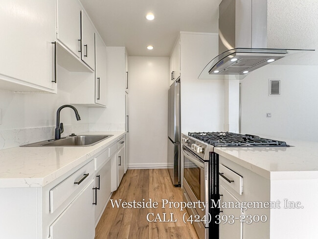 Photo - 4051 Mclaughlin Ave