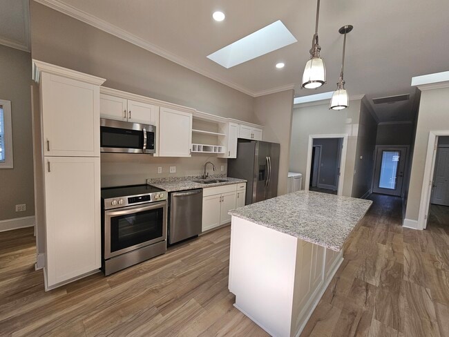 Photo - 621 Hadley Ct