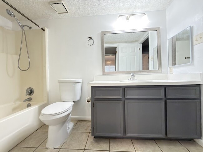 Photo - 1307 Baytree Dr