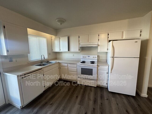 Photo - 626 Hendley St