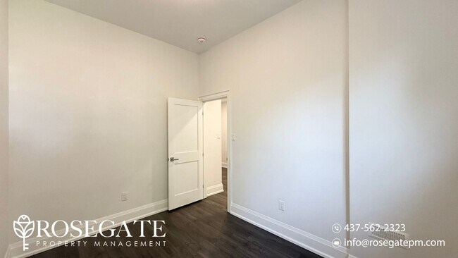 Photo - Newly Renovated 2-Bedroom Apartment in Tor... Unit 2