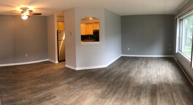 Living - 770 W Village Rd Unit 105