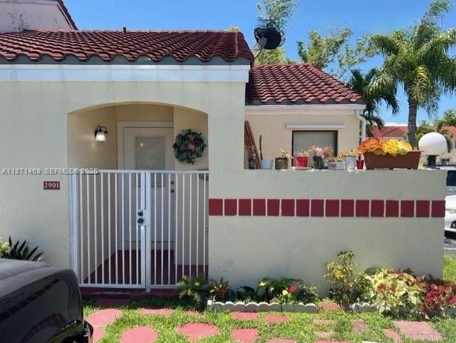 Building Photo - 2901 San Remo Cir