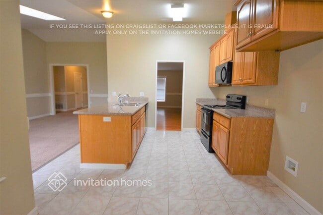 Photo - 569 E Wigeon Way