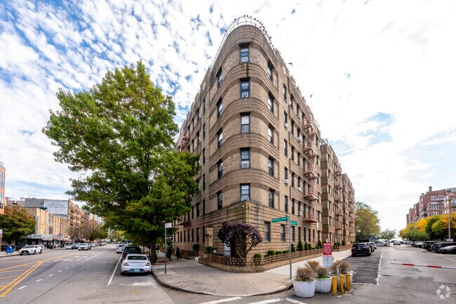 1150-1170 Brighton Beach Ave - 1150-1170 Brighton Beach Ave