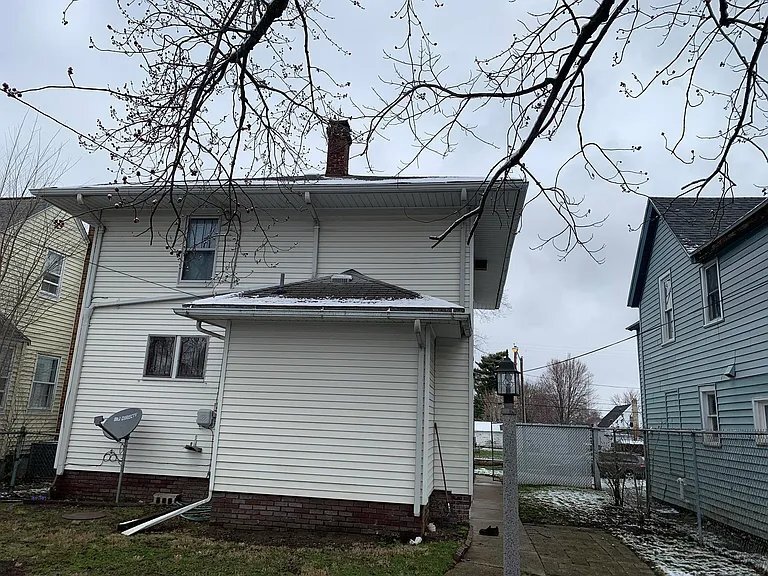 Photo - 912 E Calvert St