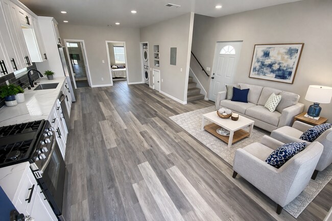 Photo - 4BD/2BA  with Large Upstairs Balcony!