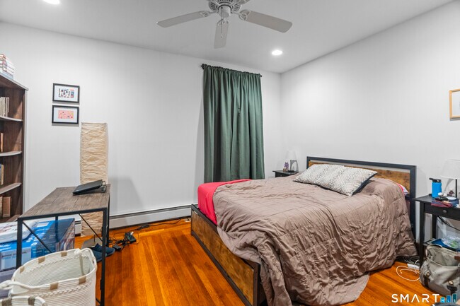 Photo - 623 Whitney Ave Unidad #10