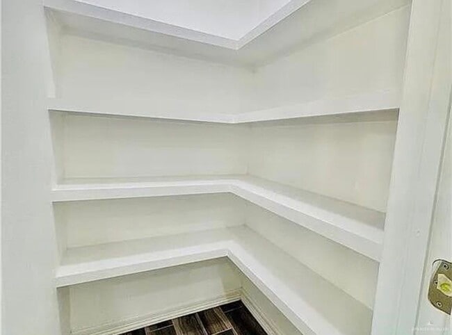 Photo - 2304 E Tamarindo Ave