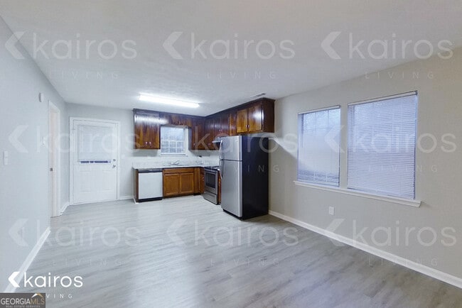 Photo - 100 Deer Pkwy