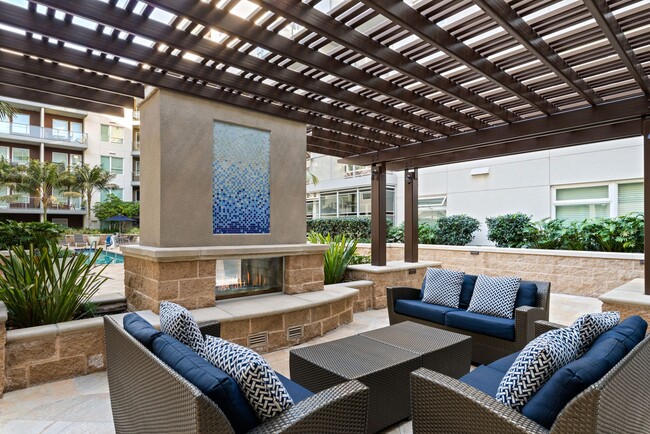 Photo - 13th & Market