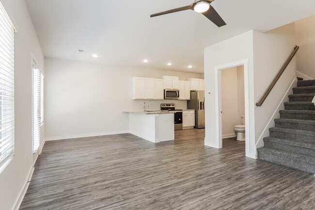 Photo - 5512 Cathwick Trce