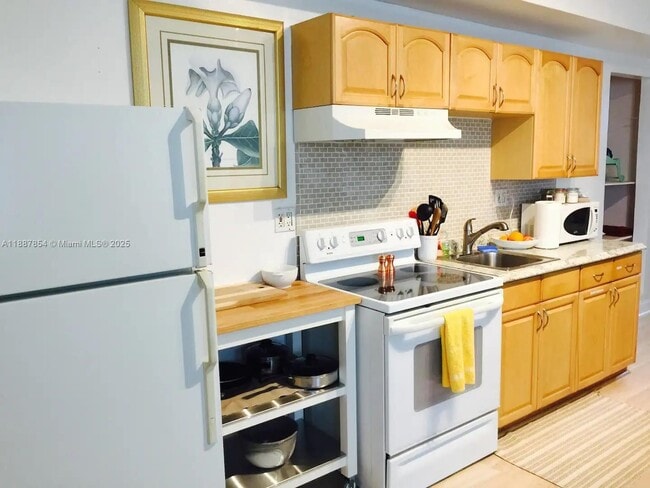 Photo - 769 NW 10th St House