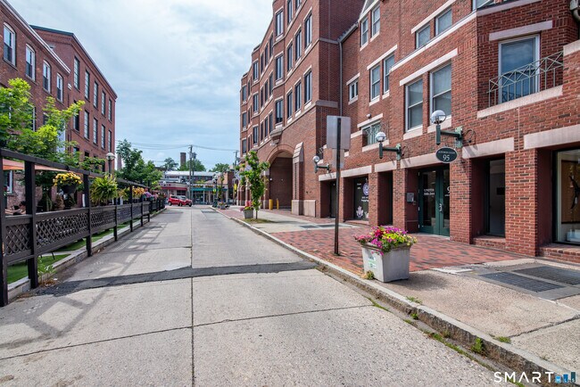 Photo - 95 Audubon St Unit 329