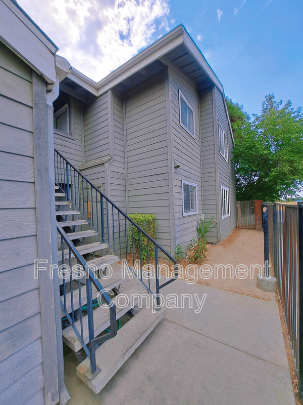 Photo - 3302 W Shields Ave Condominio Unidad #202