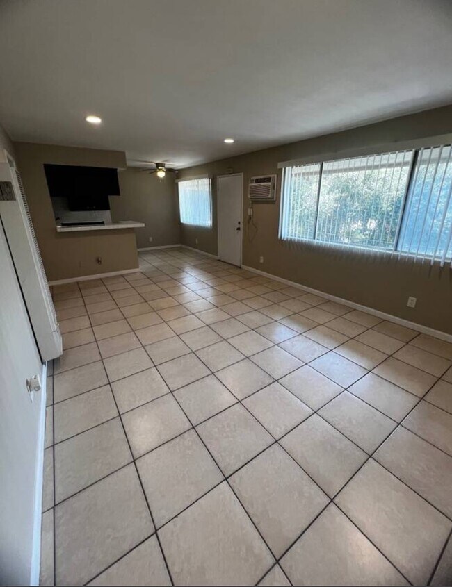 Photo - Curran Place Apartments