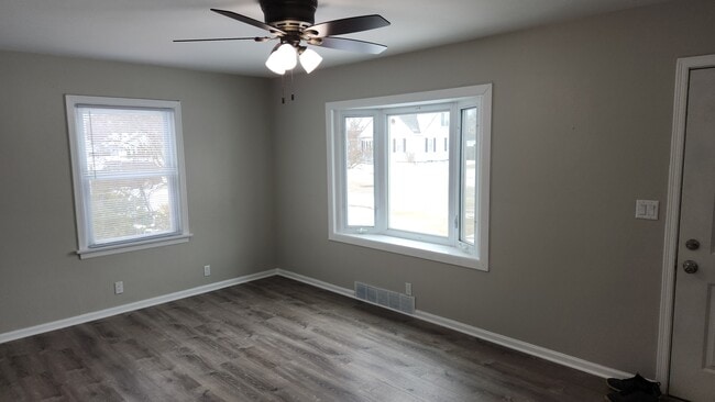 Photo - 2000 32nd St