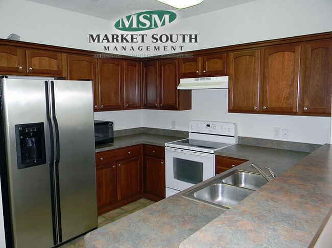 Photo - GEORGETOWN - KING GEORGE BOULEVARD