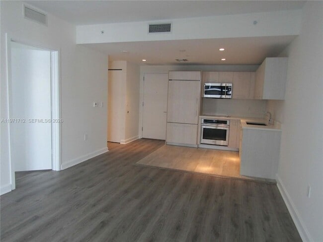 Photo - 45 SW 9th St Unit 2807