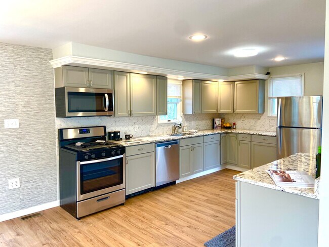 Photo - 218 Highland Ave House