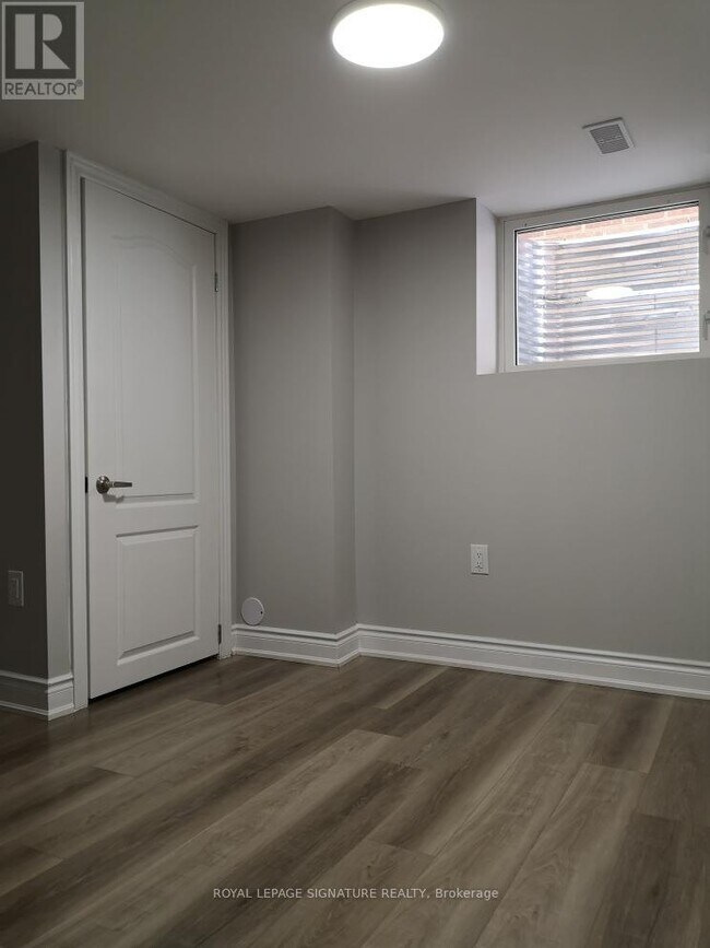 Photo - 316 Dalgleish Garden