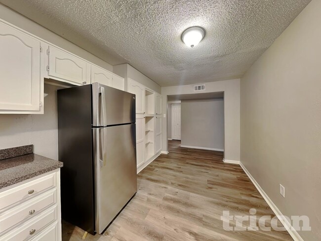 Photo - 1210 Green Hill Dr
