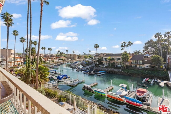 Building Photo - 4637 Park Dr Unit 12