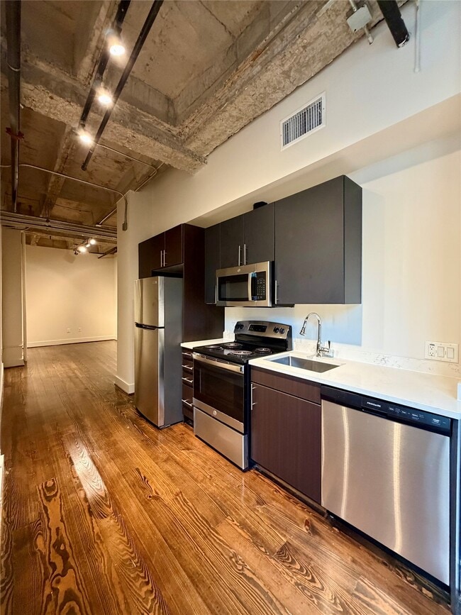 Photo - 4411 Dallas St Unit 6