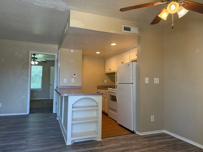 Kitchen pic 3