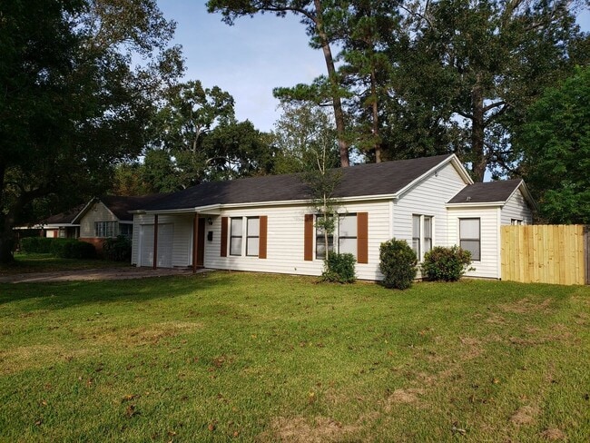 Photo - 3270 Willowood Dr