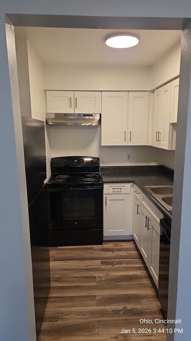 1809-1813 Mears Ave