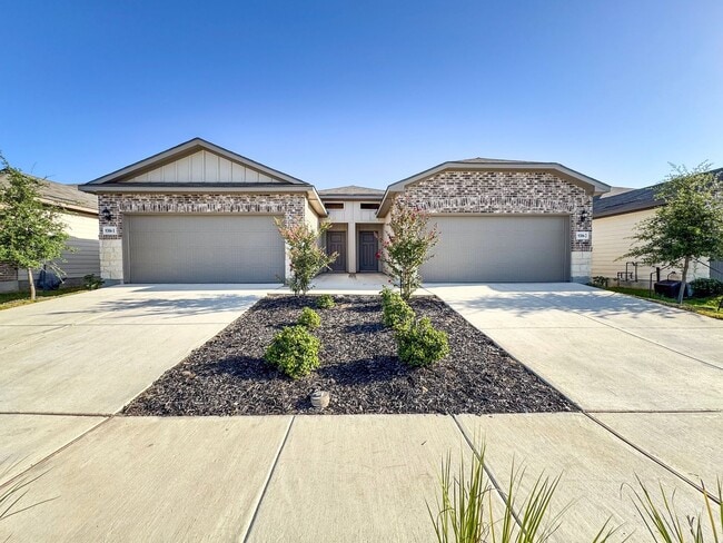 Building Photo - 9306 Unit #1