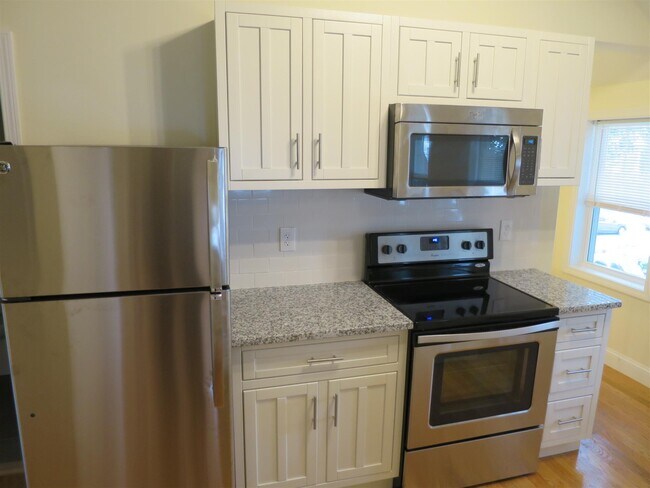 Photo - 178 Boston Ave Unit R