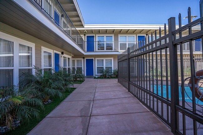 5747_Lauretta_Communal_15 - 5747 Lauretta