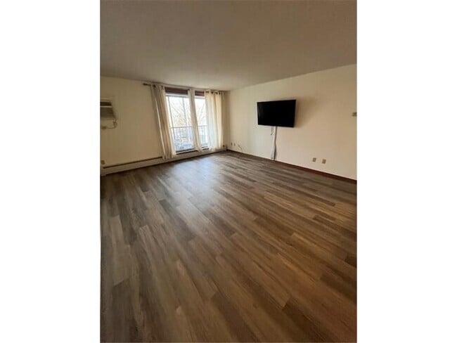 Building Photo - 4625 Minnetonka Blvd Unit 203 Rental
