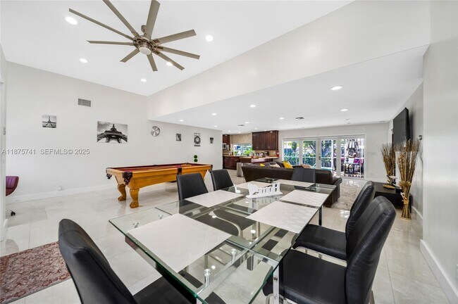 31 SE 12th St