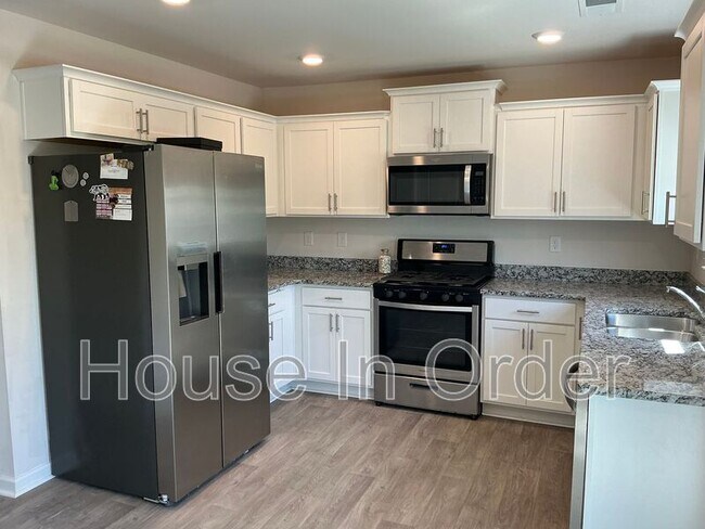 Photo - 341 Oak Br Rd