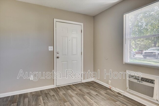 Photo - 327 Verdery Dr